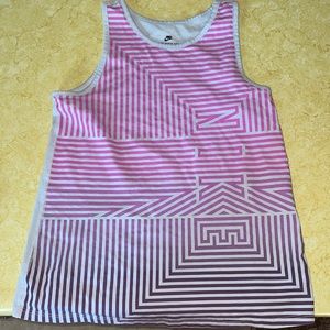Nike Size 10 Child’s tank
